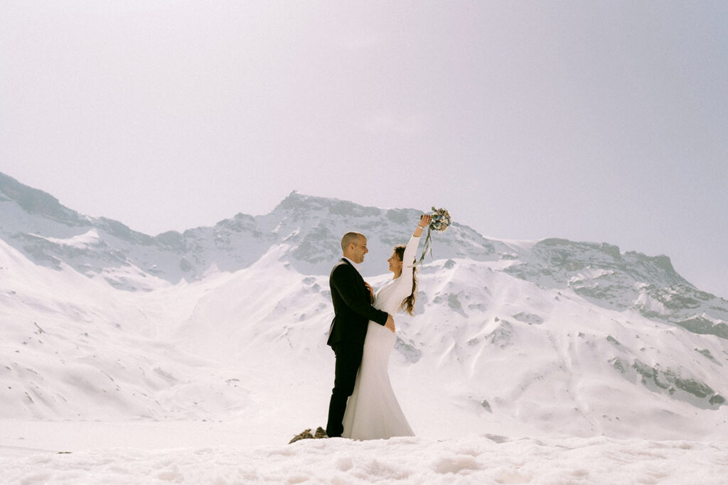 Elopement Switzerland Adelboden Mikro Wedding