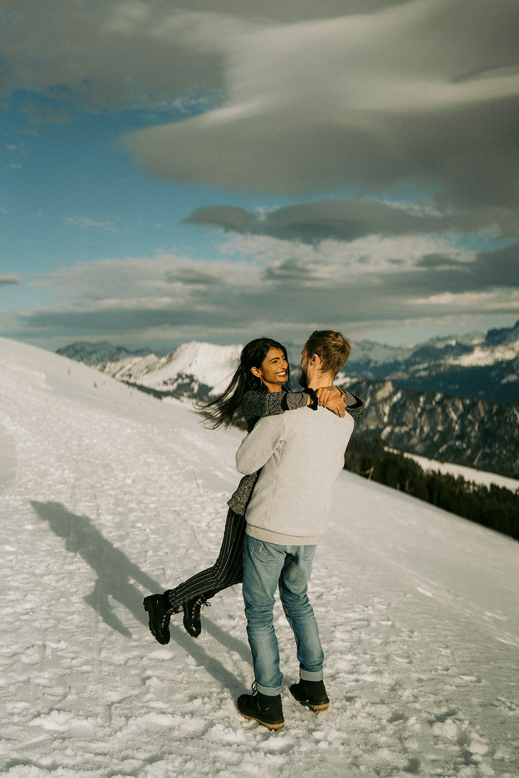 Engagement Photoshooting Niederhorn Interlaken Berner Oberland